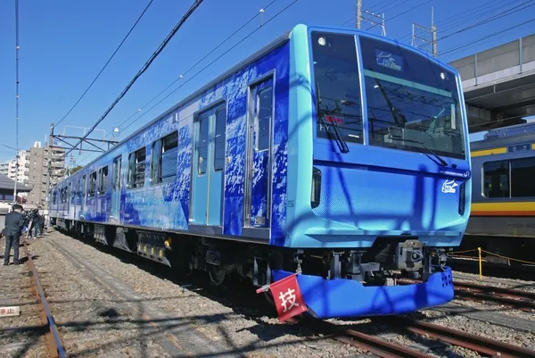 japonlar-bunu-da-yapti-hidrojenle-calisan-tren-tanitildi-1645249408600.jpeg Japonlar bunu da yaptı! Hidrojenle çalışan tren tanıtıldı-2