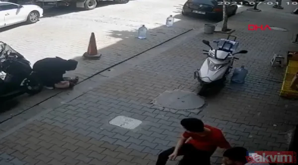 Dalgın anne bebek arabasındaki çocuğunu düşürdü üzerinden geçti - 10