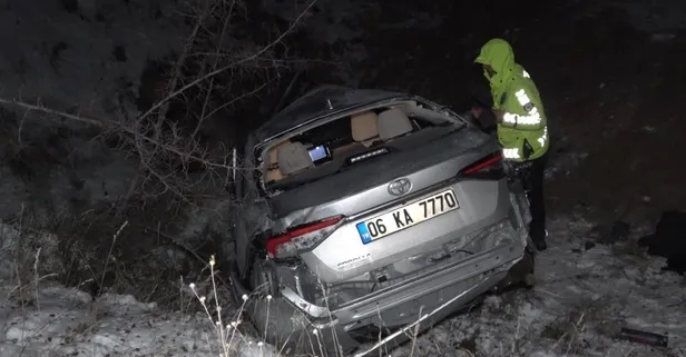 Depremzedelerin bulunduğu otomobilin şarampole devrildi: 6 kişi yaralandı