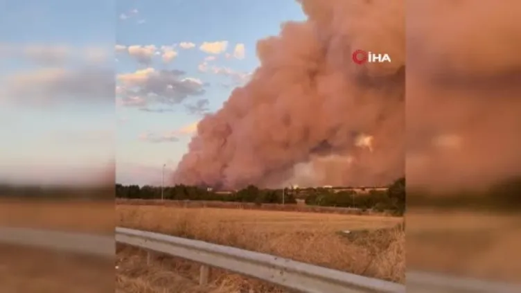 Yunanistan’daki yangında tahliyeler başladı, İpsala Sınır Kapısı kapatıldı