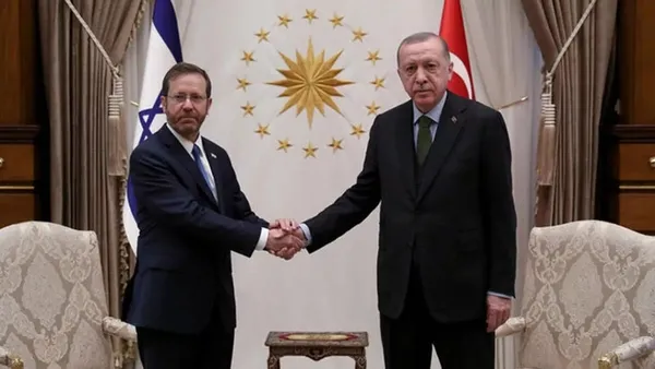 son-dakika-baskan-erdogan-israil-cumhurbaskani-ile-gorustu-kurban-bayrami-tebrigi-1657211456623.jpeg Son dakika: Başkan Erdoğan, İsrail Cumhurbaşkanı ile görüştü! Kurban bayramı tebriği-2
