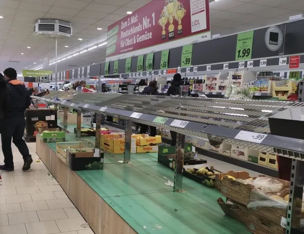 Avrupa'daki ekonomik kriz büyümeye devam ediyor! Artan fiyatlar Avrupa kıtasının alım gücünü düşürdü-7