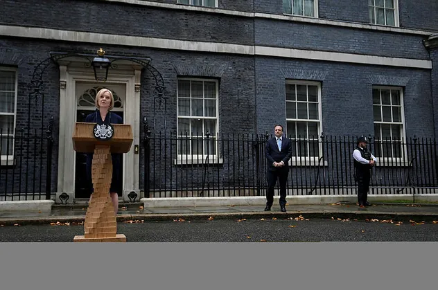 İngiltere'de yeni başbakan Liz Truss'un gündemi geçim krizi! İlk mesajı Putin'e