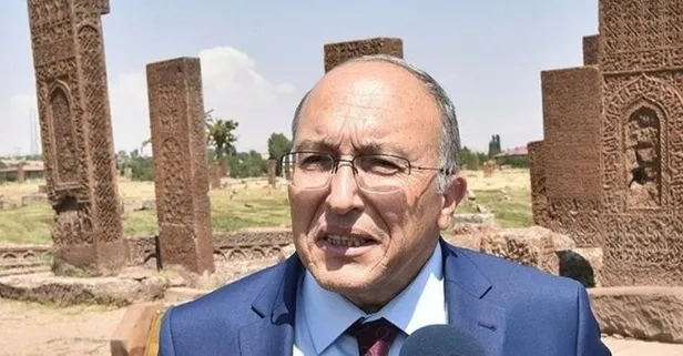 Bakan Yardımcısı Prof. Dr. Ahmet Haluk Dursun için Galatasaray Lisesi'nde tören düzenlendi