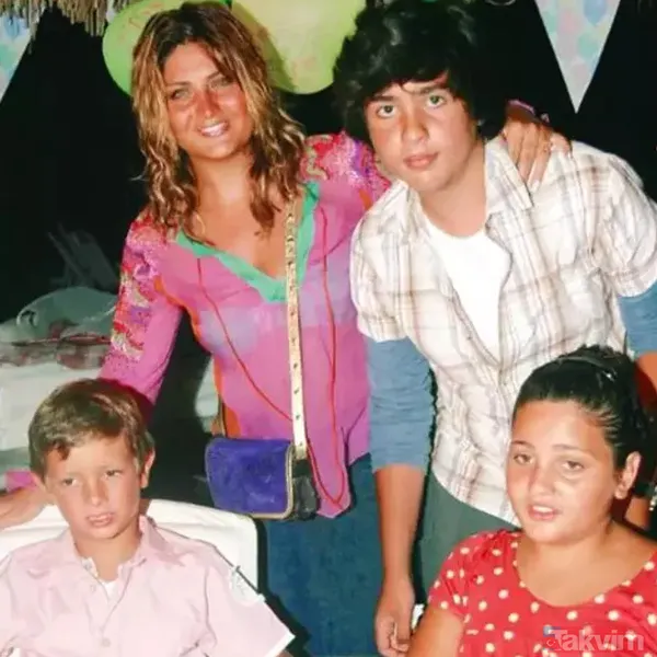 İlk yorum kardeşi Emir Aksüt ile babası Hakan Ural’dan! Sibel Can’ın kızı Melisa Ural son halini paylaştı! “Boynuz kulağı geçti” - 6