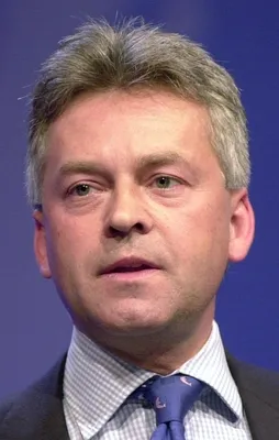 İngiliz bakandan FETÖ açıklaması