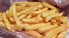 Patates kızartmasını bir de böyle deneyin! Yağ çekmeyen çıtır çıtır patates kızartması tarifi