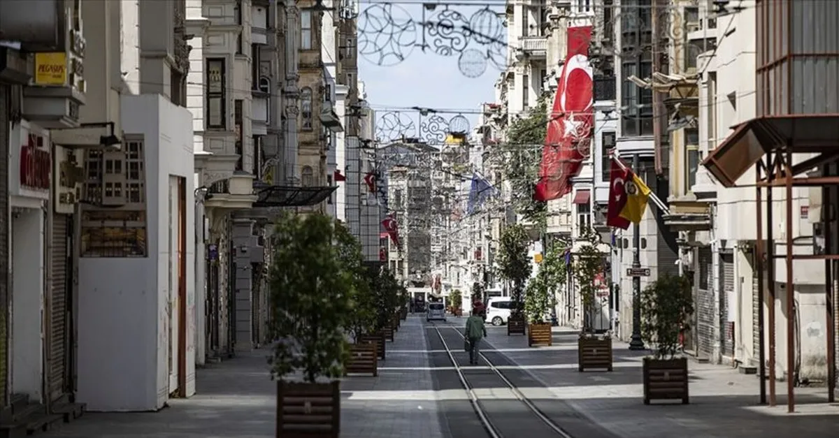 yarin yasak var mi istanbul ankara izmir hafta sonu sokaga cikma yasagi olacak mi takvim