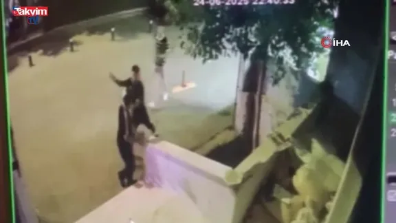 Batman’da bıçaklı dehşet kamerada