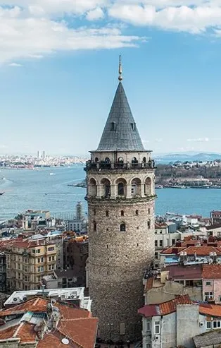 Galata Kulesi yeni yüzüyle hizmete açıldı