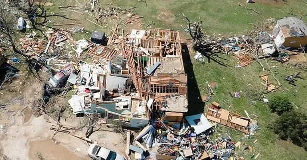 ABD’de hortum faciası! 100’e yakın ev hasar gördü