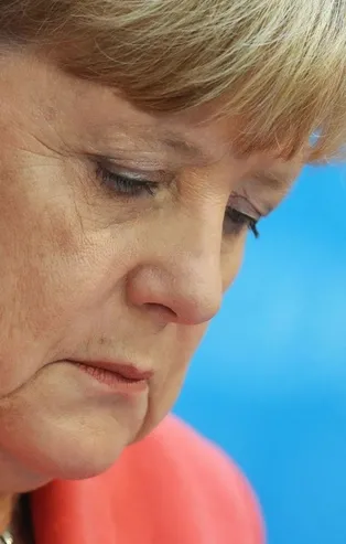 Almanya'da Merkel hükümetini sarsacak seçim