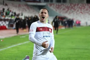 Fırtına’nın hedefi Rey Manaj