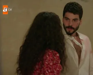 Hercai'nin yeni bölümünde geceye damga vuran sahne! Reyyan ve Miran konağa geri dönüyor: "Artık buradayız"