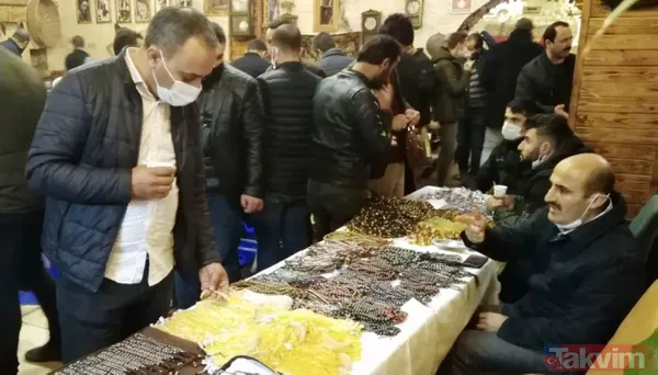 Şanlıurfa'da kurulan pazarda tespihlerin gram fiyatı altınla yarışıyor - 13