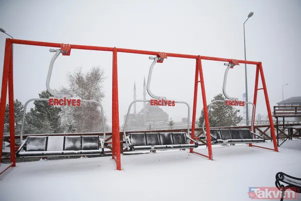 Kayak sezonu ne zaman açılıyor? Erciyes Kayak Merkezi'ne kar yağdı - 15