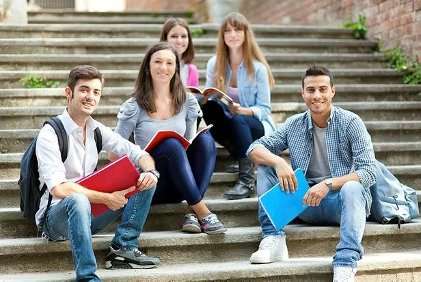 Kyk Burs Ve Kredileri Hesaplara Ne Zaman Yatacak Burs Ve Krediler Ne Zaman Odenecek Takvim