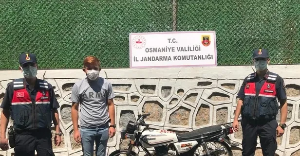 Jandarma, çalınan motosikleti bularak sahibine teslim etti! Hırsız yakalandı