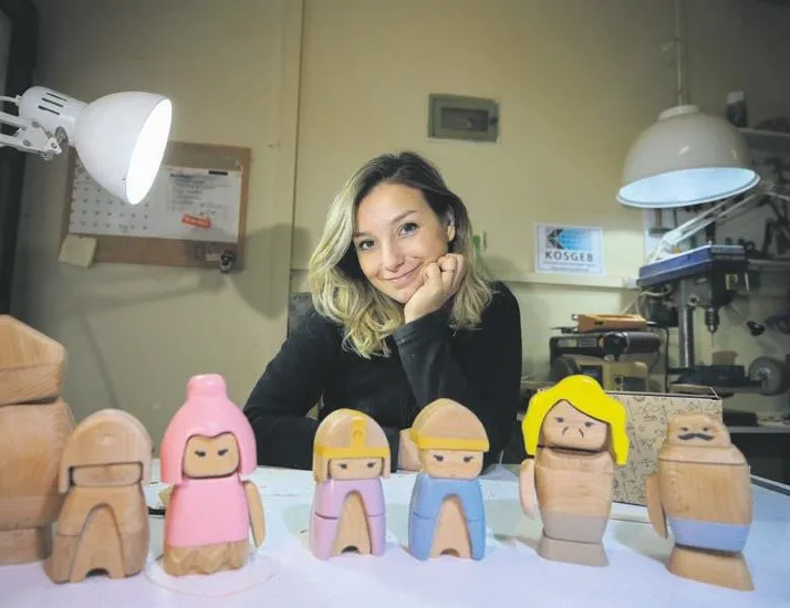 Ahşap oyuncaklarını ihraç ediyor