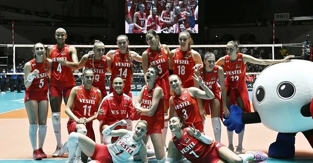 Türkiye A Milli Kadın Voleybol Takımı'mız Japonya'yı da mağlup etti ve Paris Olimpiyatları vizesi aldı!