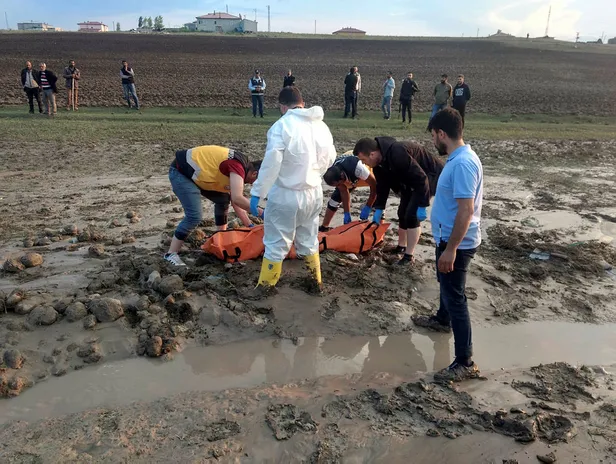 Son dakika... Ağrı'da sel felaketi! Çok sayıda ölü var-1
