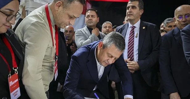 CHP'de "kirpi" operasyonu! İhraç ve disiplin furyası başlıyor: Listedeki ilk isim ve hedefteki 10 isim | Murat Emir vekilleri aradı mı?
