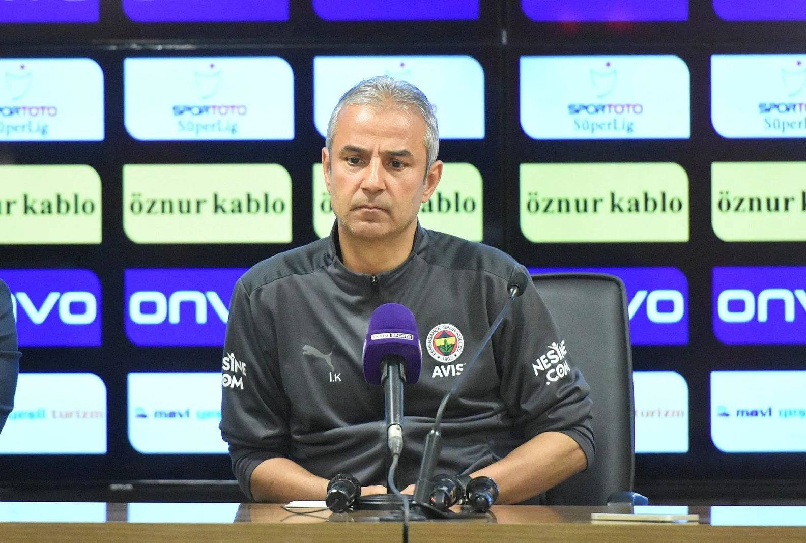 Fenerbahçe yeni teknik adamını açıkladı!