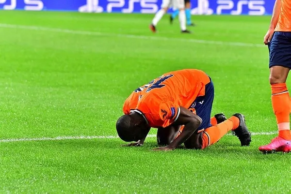 Başakşehir Manchester United’ı yıktı! Tarih yazdı-4