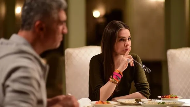 İstanbullu Gelin'in final bölümünde şok ayrılık! İstanbullu Gelin final bölümü izle Star TV (87. Bölüm)-2