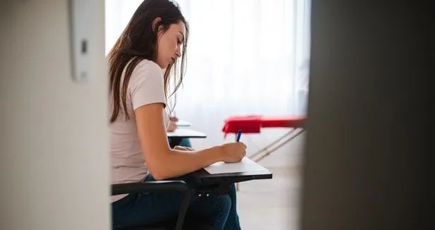 lgsde-tercih-sirasi-onemli-mi-tercih-yaparken-nelere-dikkat-edilmeli-lgsde-kac-tercih-hakki-var-2022-1656569038982.jpg LGS'de tercih sırası önemli mi, tercih yaparken nelere dikkat edilmeli? LGS'de kaç tercih hakkı var 2023?-2