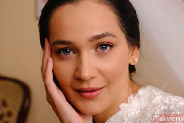 Gönül Dağı’nın Dilek’i Gülsim Ali İlhan'ın annesini görenler dilini ısırdı! Güzelliğiyle ortalığı kasıp kavurdu herkes ablası sandı - 19