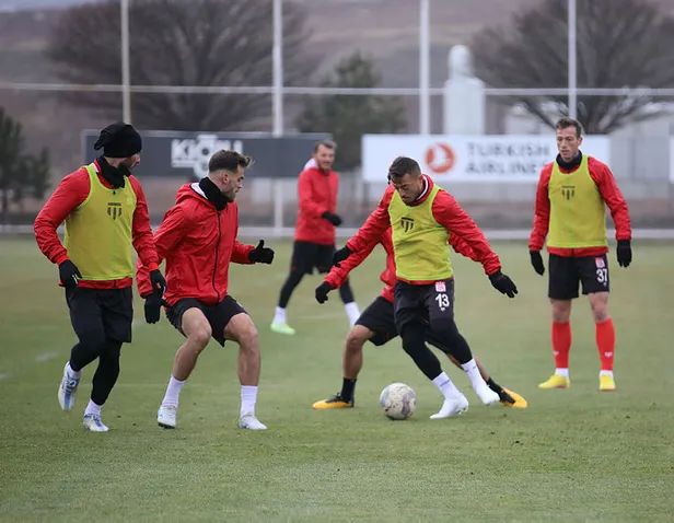 alanyaspor-galatasaray-canli-mac-izle-alanyaspor-gs-maci-canli-izle-bedava-kesintisiz-sifresiz-a-spor-canli-ya-1673975359696.jpg Alanyaspor - Galatasaray MAÇ ÖZETİ📺! Alanyaspor- GS maçı kaç kaç bitti?-4