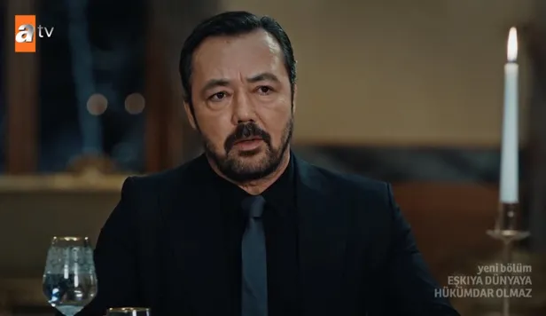 ihanetin-zoraki-karinesi-edho-179-bolum-fragmani-yayinda-mi-hain-kusa-benzer-golgesini-avi-zanneder-1609273865572.jpg İhanetin zoraki karinesi! EDHO 179. bölüm fragmanı yayında mı? Hain kuşa benzer gölgesini avı zanneder-4