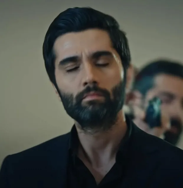 Eşkıya Dünyaya Hükümdar Olmaz son bölümde kahreden sahne! İzleyiciyi perişan etti Alpaslan diziden ayrılıyor mu?-8