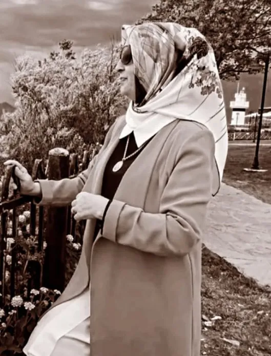 ayla-ogretmen-ogrencilerine-siper-oldu-son-ana-kadar-onlari-korumaya-calisti-1776281111038.jpeg Ayla öğretmen öğrencilerine siper oldu: Son ana kadar onları korumaya çalıştı-3