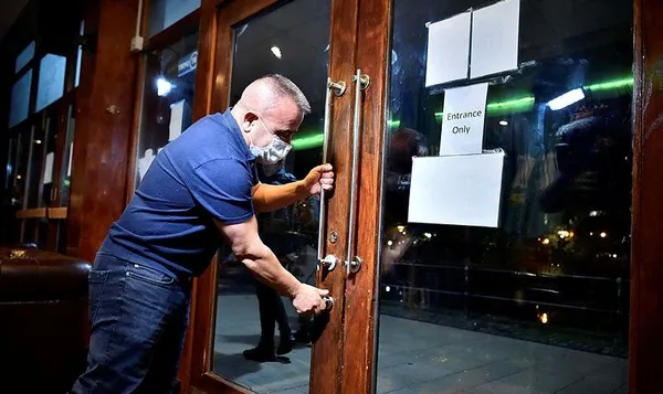 SON DAKİKA KORONAVİRÜS: İngiltere'de sokaklar boşalacak! Koronavirüs arttı ikinci kez karantina geliyor-10