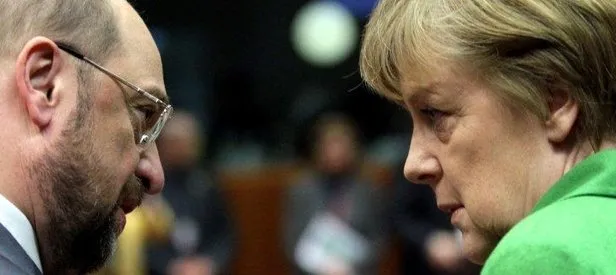 Schulz ve Merkel birbirine girdi