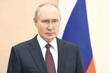 vanin-erek-daginda-bulunan-sutun-selalesi-hayran-birakti-1677631748841.jpeg Van’ın Erek Dağı'nda bulunan sütun şelalesi hayran bıraktı-4