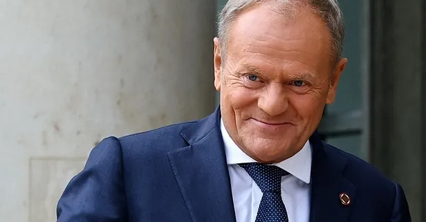 Polonya Başbakanı Tusk’a büyük şok! Evinin önünden makam aracı çalındı