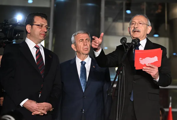 CHP'de koltuk kavgası alevlendi! Ekrem İmamoğlu kurultay istedi, Kemal Kılıçdaroğlu rest çekti: MYK'ya ince ayar-12