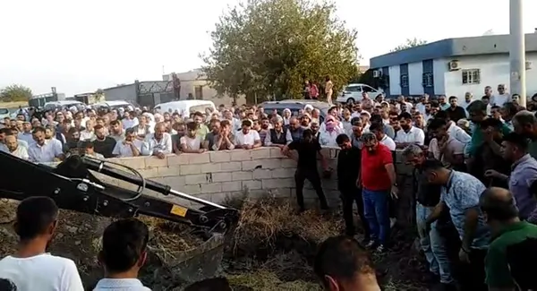 son-dakika-sirnakta-esi-ve-3-kizini-katleden-adamin-ifadesi-ortaya-cikti-evi-sattim-sesler-duymaya-basladim-1661519887620.jpg SON DAKİKA: Şırnak'ta eşi ve 3 kızını katleden adamın ifadesi ortaya çıktı: Evi sattım sesler duymaya başladım-11