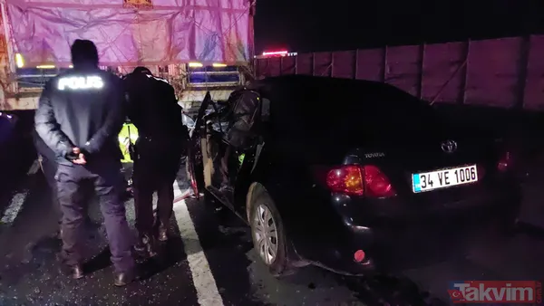 Tekirdağ'da feci kaza! Arkadan çarptığı kamyona saplanan otomobil metrelerce sürüklendi: Sürücü ağır yaralı - 5