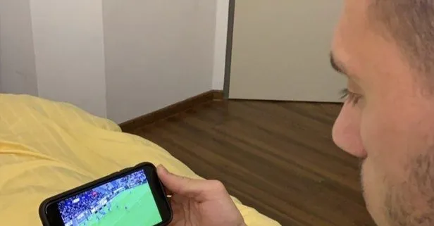 Merih Demiral, Juventus’un Parma ile oynadığı maçı internetten izledi