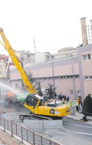 Bakanlık yıkacak! Riskli binaya resen dönüşüm