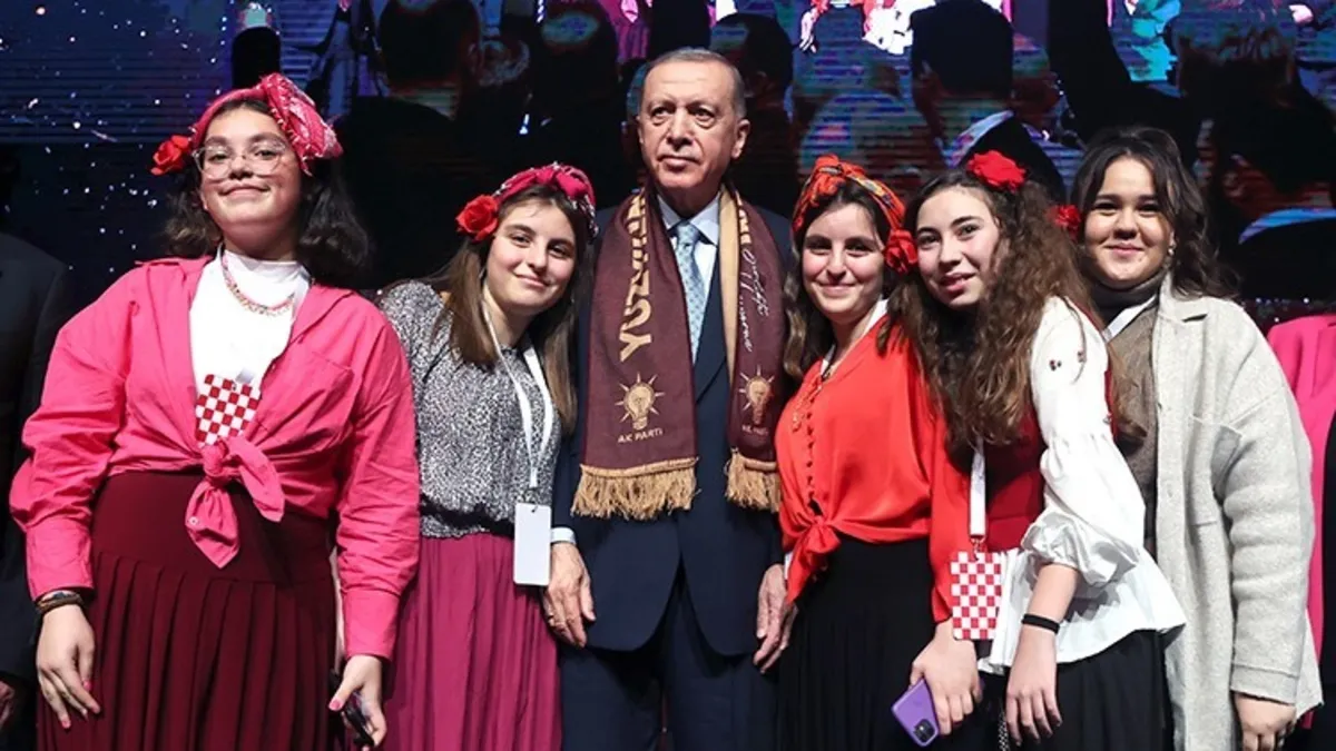 Başkan Erdoğan Roman vatandaşlar için imzaladı II. Aşama Eylem Planı yayımlandı