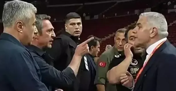 Fenerbahçe Başkanı Ali Koç Fenerbahçe Yöneticisi Selahattin Baki'ye sert  çıktı: Beni mi buldun başkanım?