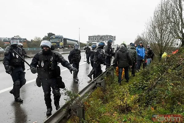 Fransa'da göstericiler yine sokaklara döküldü! - 8