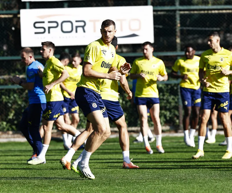 Fenerbahçe'de son gün 3 ayrılık birden! İşte yeni takımları - 7