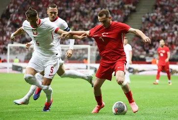 Usta isimlerden A Milli Takım yorumu! 3 kriz var!  Montella sorunları nasıl çözecek?  O oyuncu yerden yere vuruldu: Maçı hediye etti