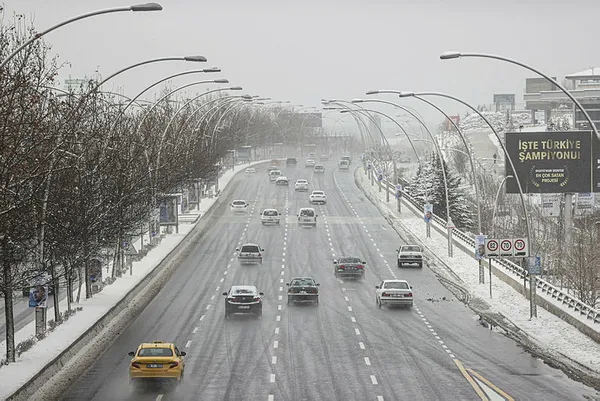 gozler-o-aciklamada-17-subat-ankara-kar-tatili-var-mi-ankara-yarin-okullar-tatil-mi-1613489783692.jpg Gözler o açıklamada! 17 Şubat Ankara kar tatili var mı? Ankara yarın okullar tatil mi?-2